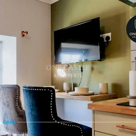 Exclusive Deals L Free Parking I Short Term L Sleeps Up To 6 L 3 Bed & 2 Bath I One Castle Short-lets And Serviced Appartement Harrogate