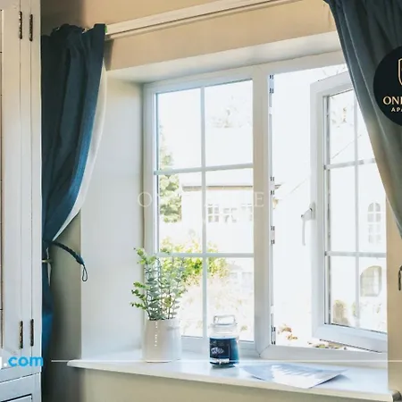 Apartamento Exclusive Deals L Last-minute Specials L Free Parking I Short Term L Garden I Sleeps Up To 6 L 3 Bed & 2 Bath I One Castle Short-lets And Serviced *