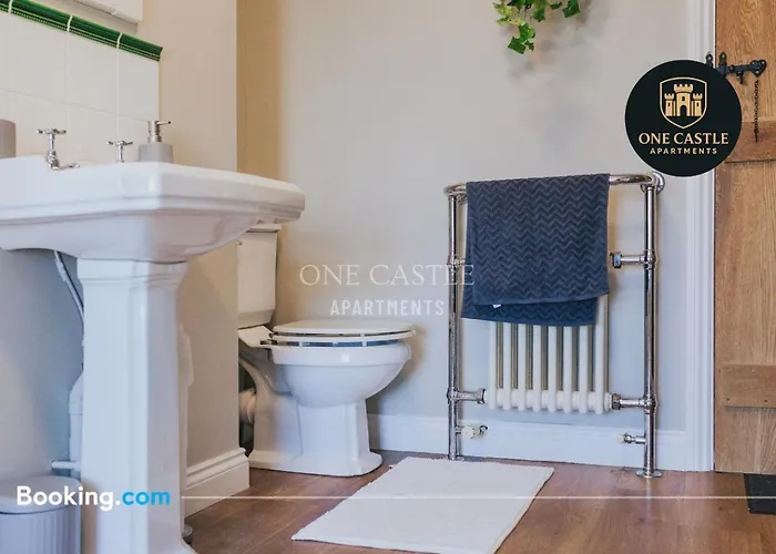 Exclusive Deals L Last-minute Specials L Free Parking I Short Term L Garden I Sleeps Up To 6 L 3 Bed & 2 Bath I One Castle Short-lets And Serviced