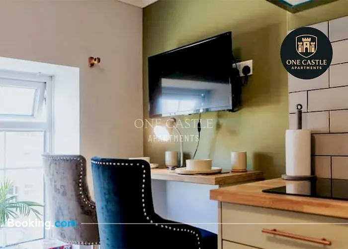 Exclusive Deals L Last-minute Specials L Free Parking I Short Term L Garden I Sleeps Up To 6 L 3 Bed & 2 Bath I One Castle Short-lets And Serviced Apartment Harrogate