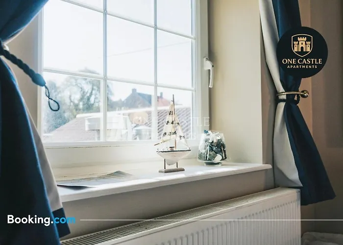 Apartment Exclusive Deals L Last-minute Specials L Free Parking I Short Term L Garden I Sleeps Up To 6 L 3 Bed & 2 Bath I One Castle Short-lets And Serviced Harrogate