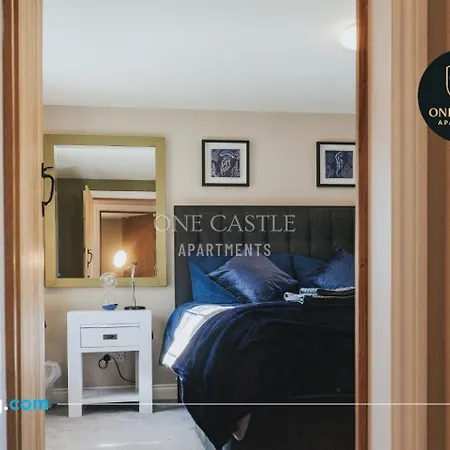 Exclusive Deals L Free Parking I Short Term L Sleeps Up To 6 L 3 Bed & 2 Bath I One Castle Short-lets And Serviced Harrogate